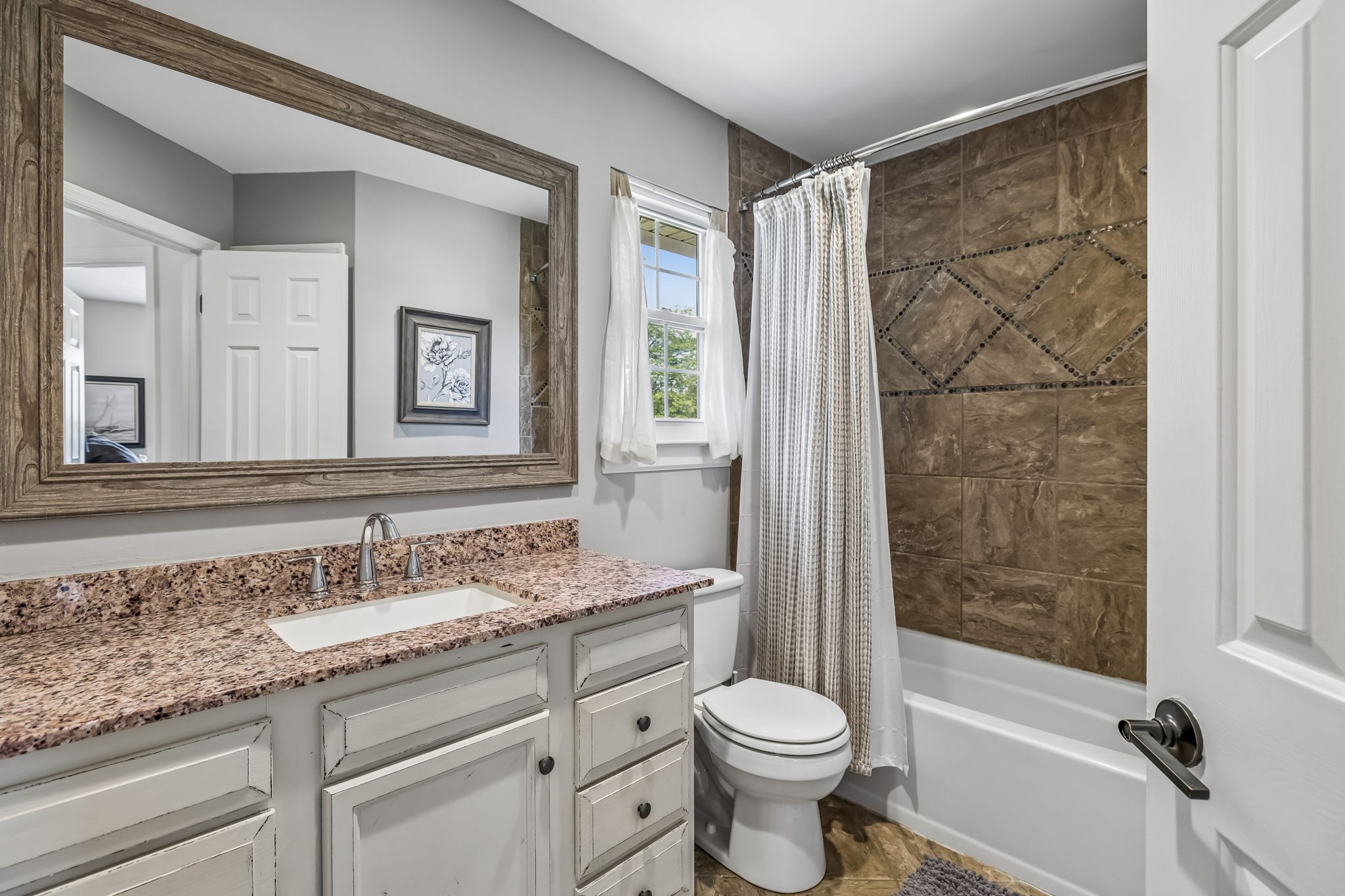 526 Creek Point Mount Juliet TN 37122