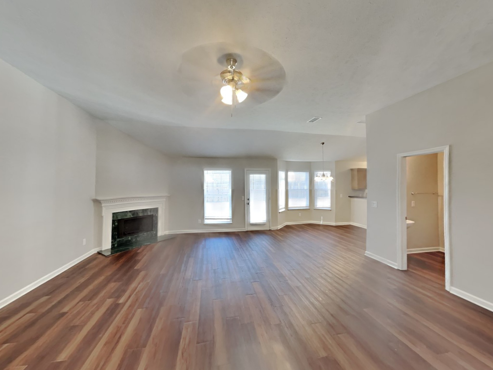 253 Lake Forest Drive La Vergne TN 37086