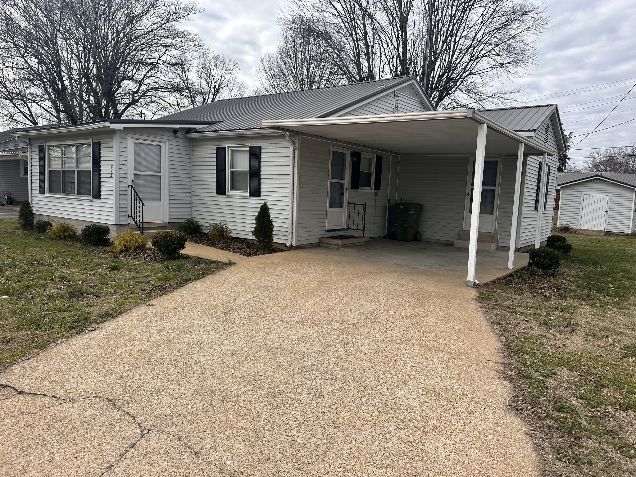 813 N Military Avenue Lawrenceburg TN 38464