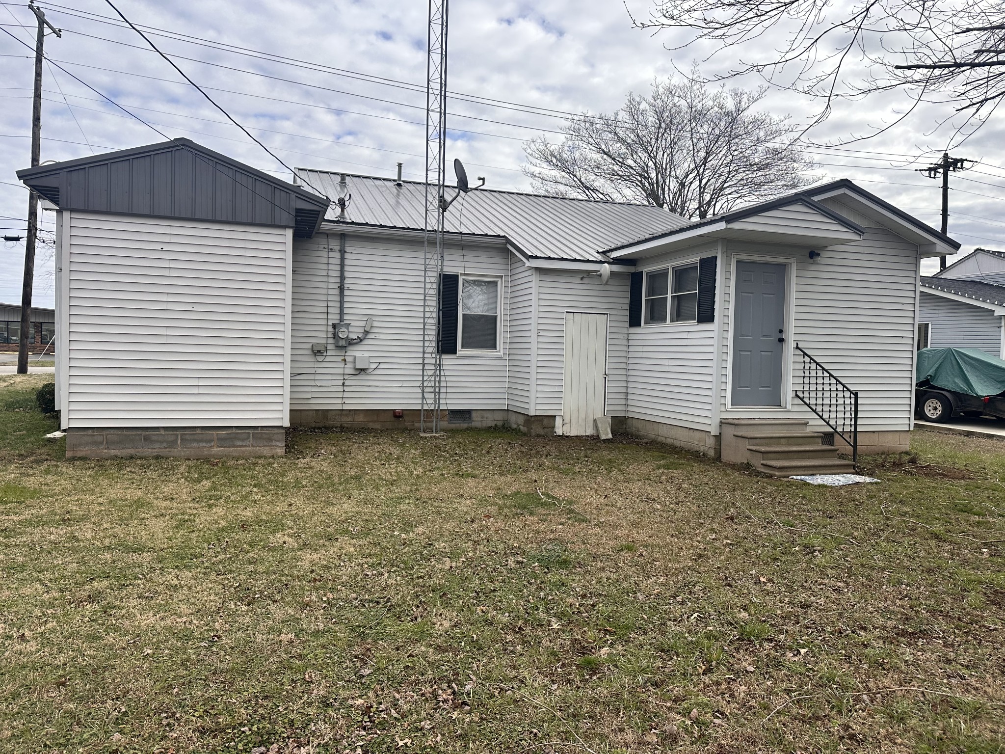 813 N Military Avenue Lawrenceburg TN 38464