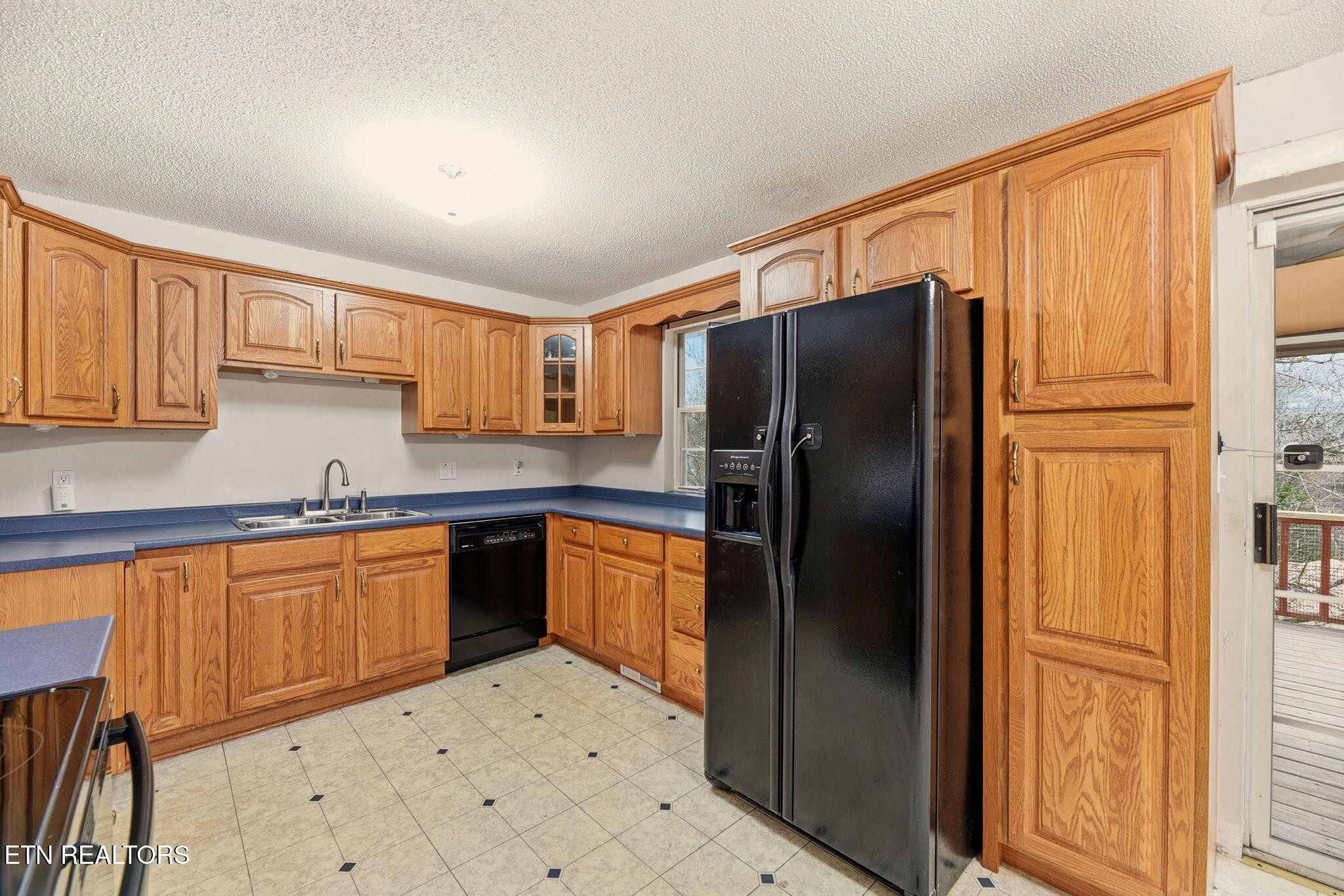 610 Red Bud Lane Oliver Springs TN 37840