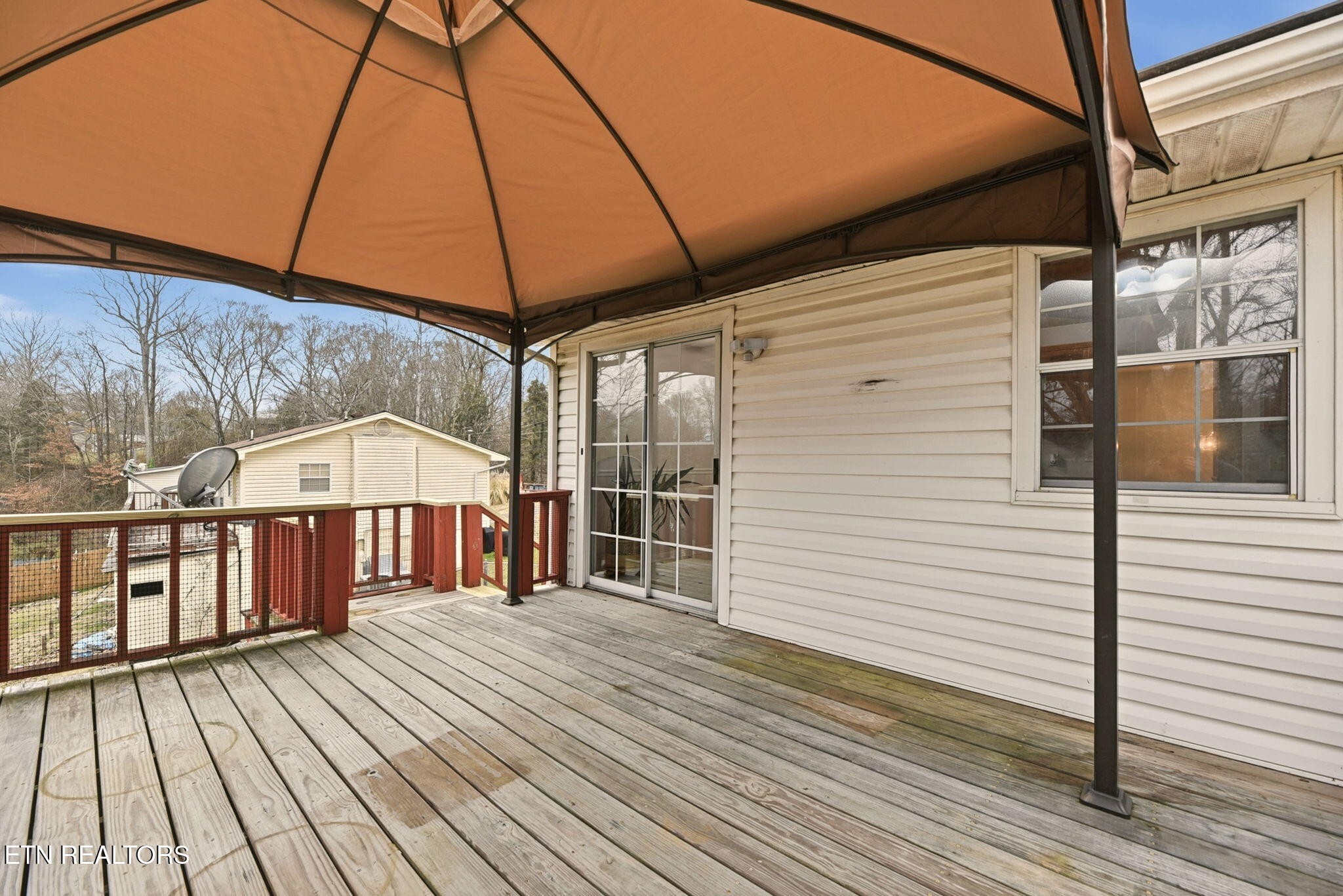 610 Red Bud Lane Oliver Springs TN 37840