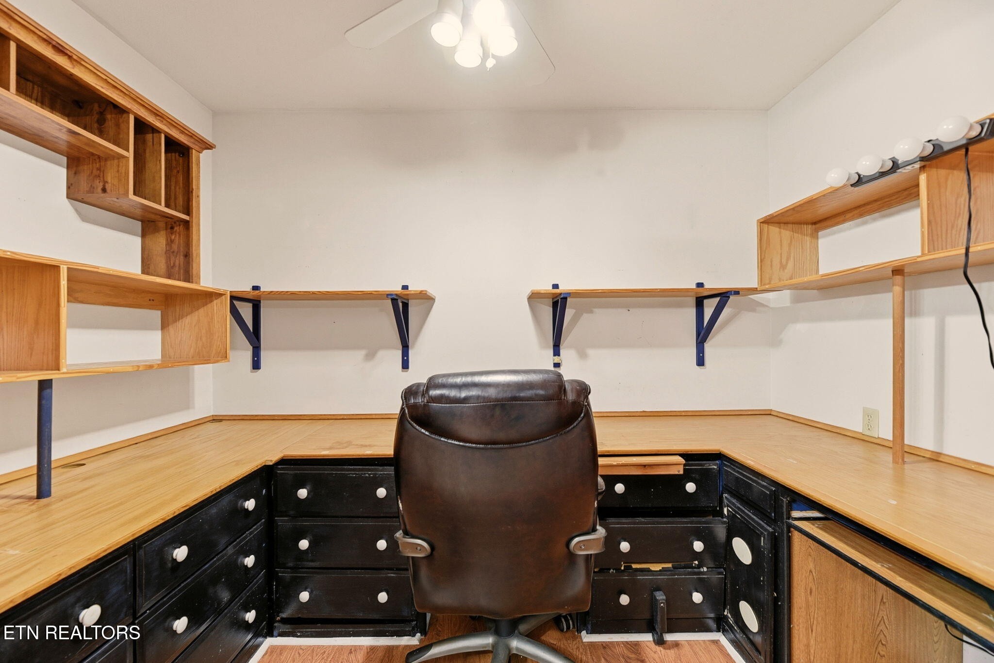 610 Red Bud Lane Oliver Springs TN 37840