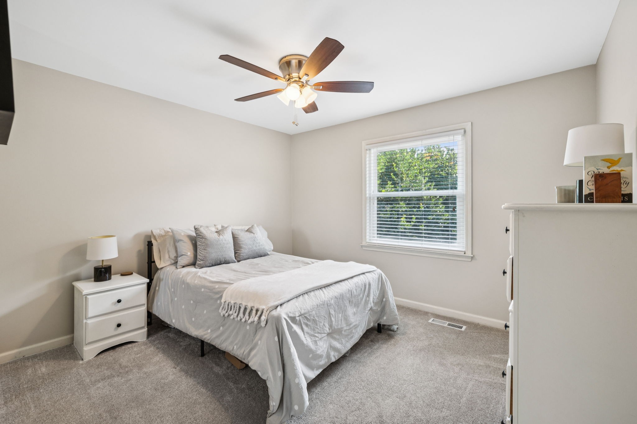 107 Maple Way, N Hendersonville TN 37075