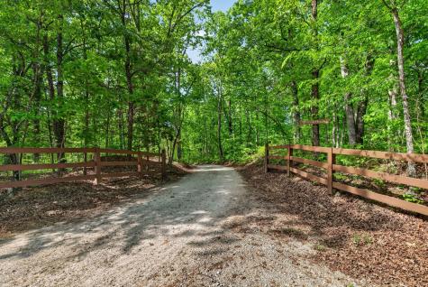 1030 Johnson Hollow Road Mc Ewen TN 37101