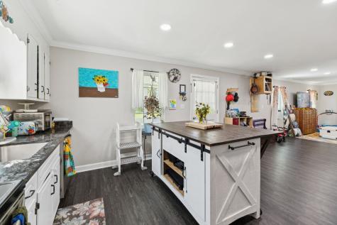 736 Hancock Road Jasper TN 37347