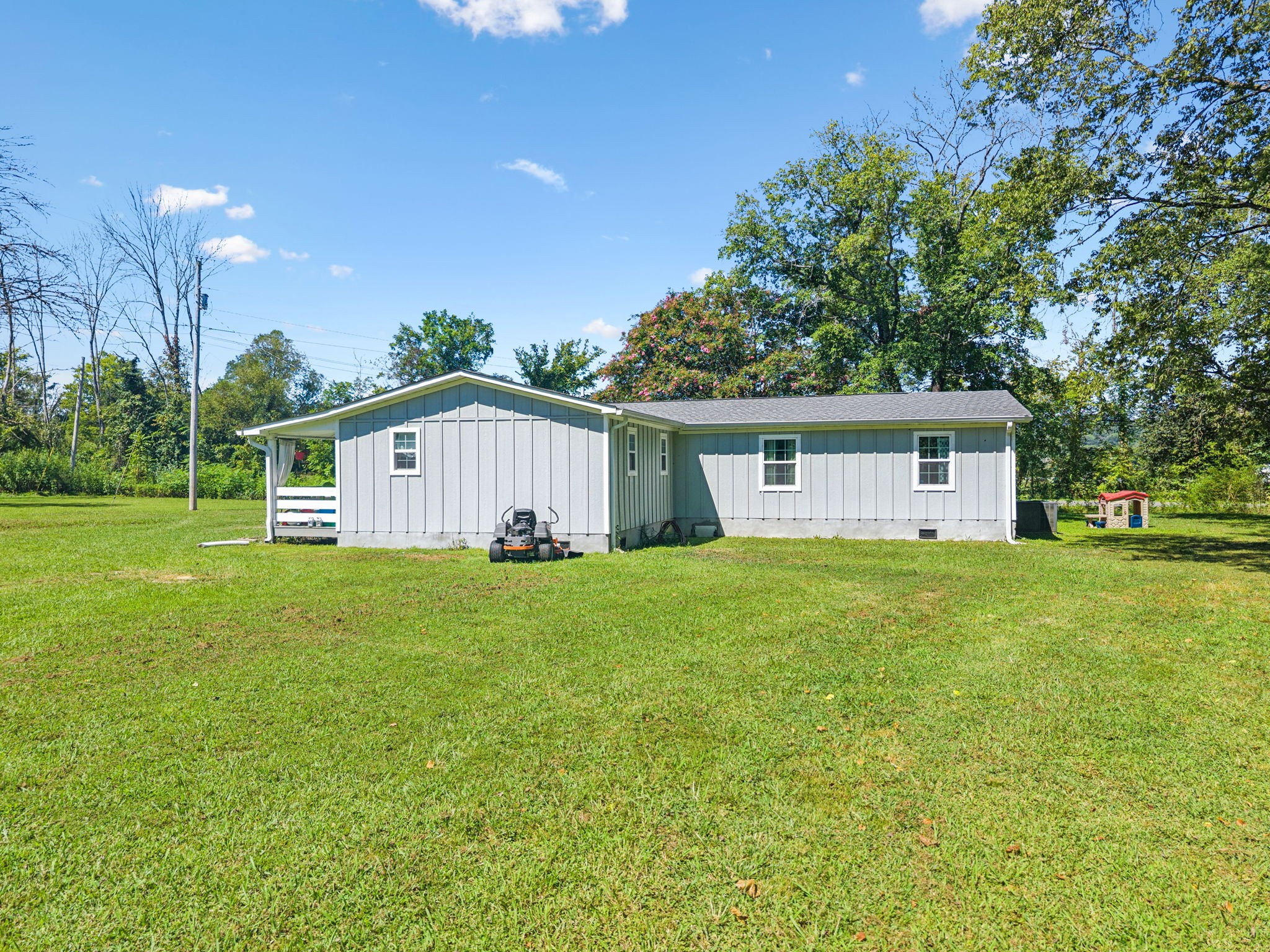 736 Hancock Road Jasper TN 37347