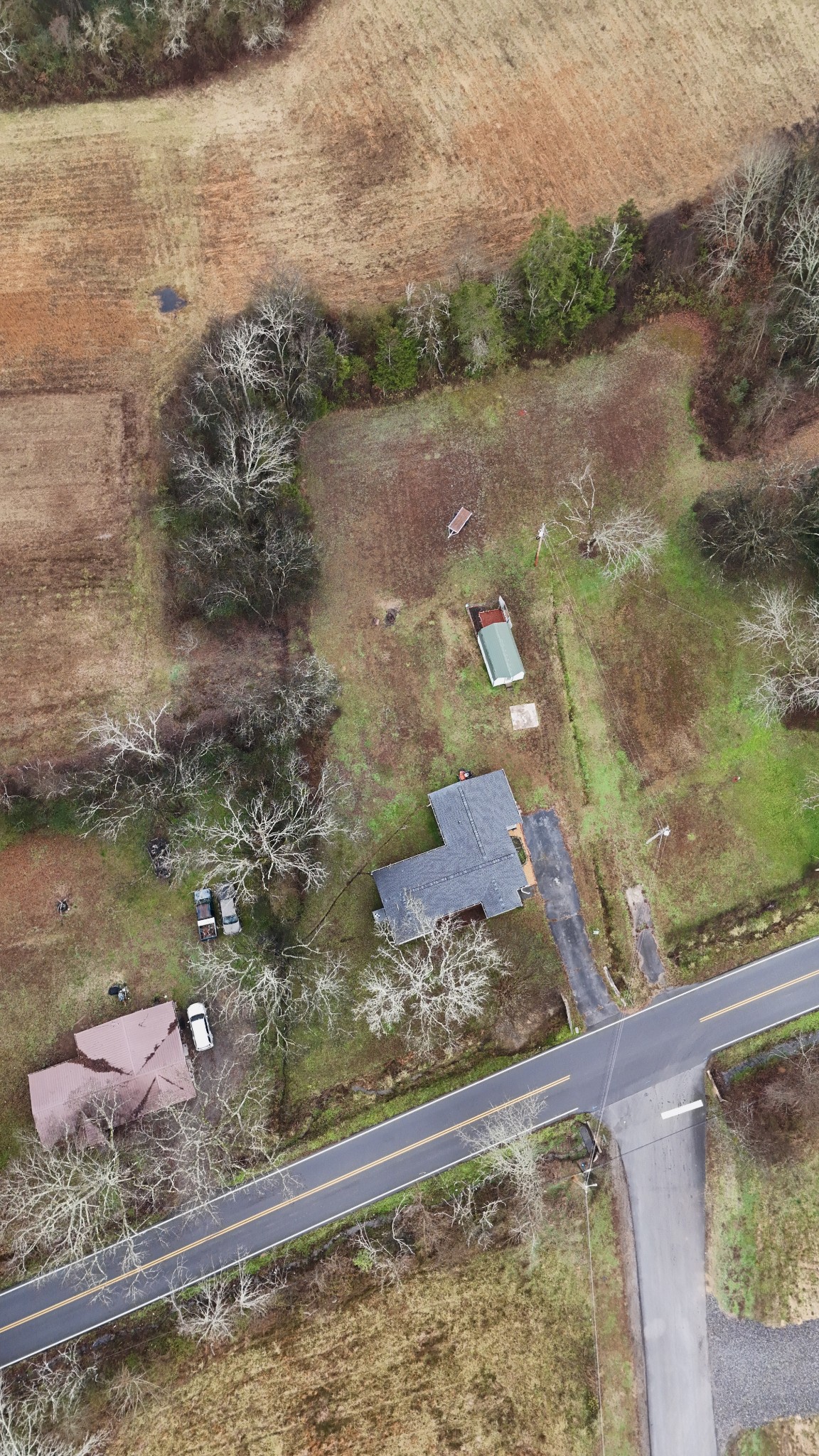736 Hancock Road Jasper TN 37347