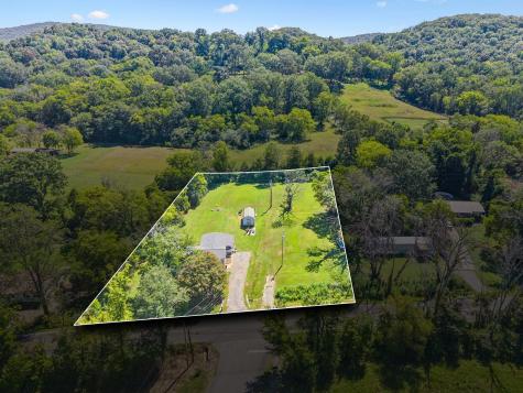 736 Hancock Road Jasper TN 37347