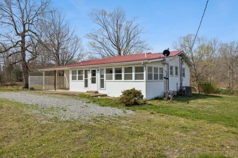 592 Shorty Few Road Dickson TN 37055
