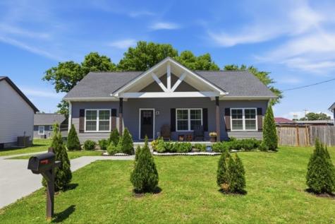 208 15th Ave, E Springfield TN 37172