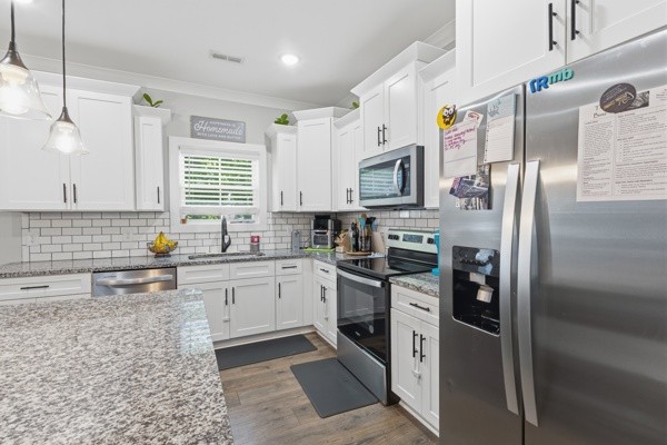 208 15th Ave, E Springfield TN 37172