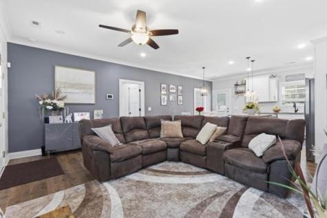 208 15th Ave, E Springfield TN 37172