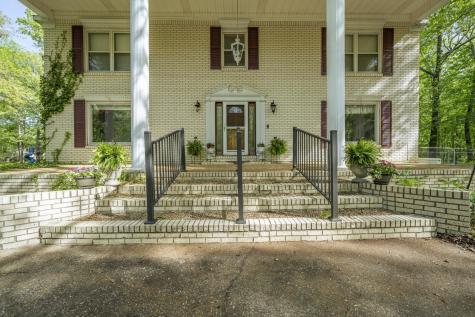 101 Bob Street Selmer TN 38375