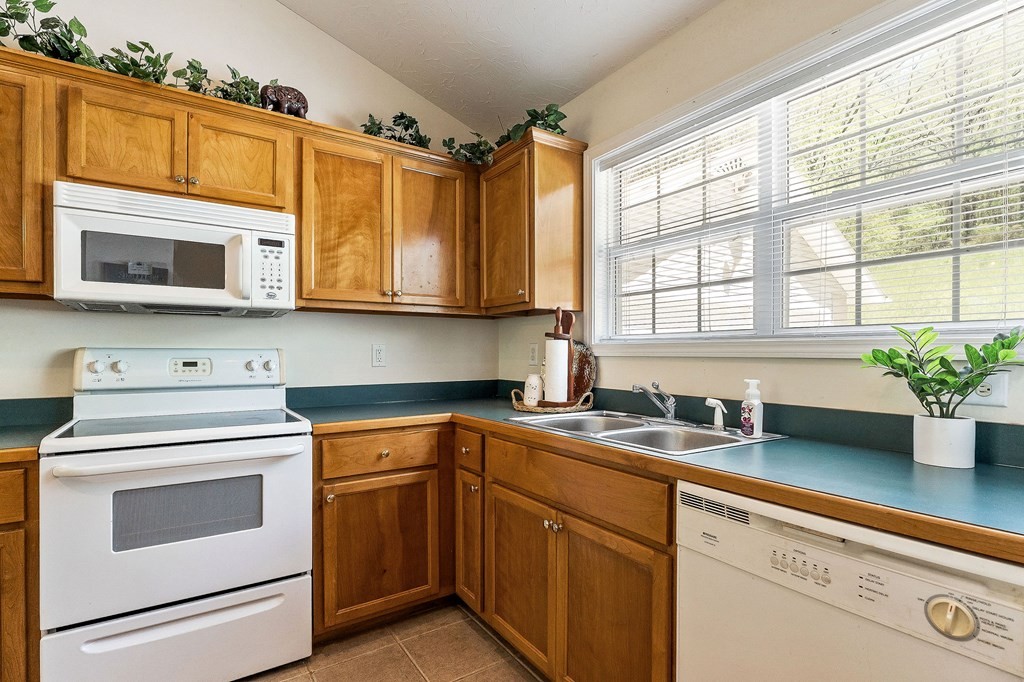 475 Lauren Lane Baxter TN 38544