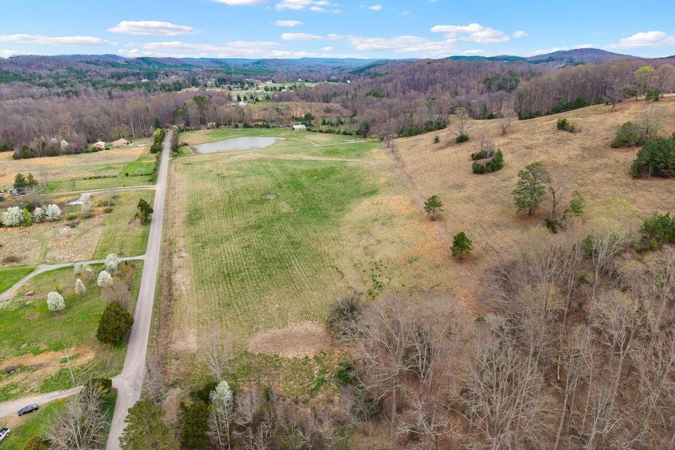 9 N Nopone Valley Road Decatur TN 37322