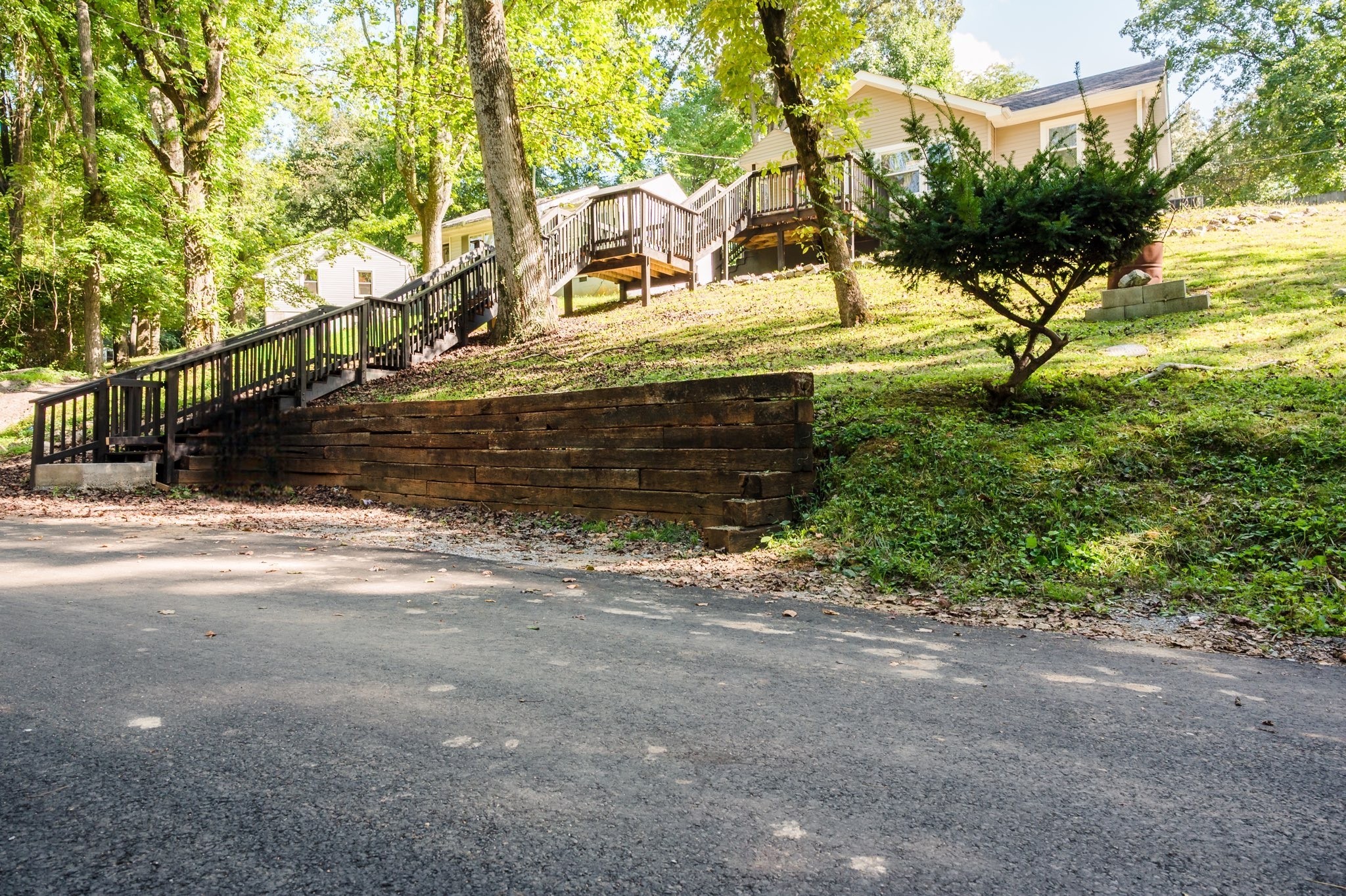 712 Woodlawn Drive Clarksville TN 37040
