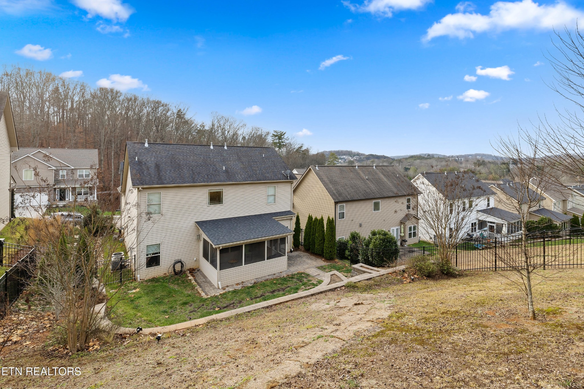 1230 Peake Lane Knoxville TN 37922