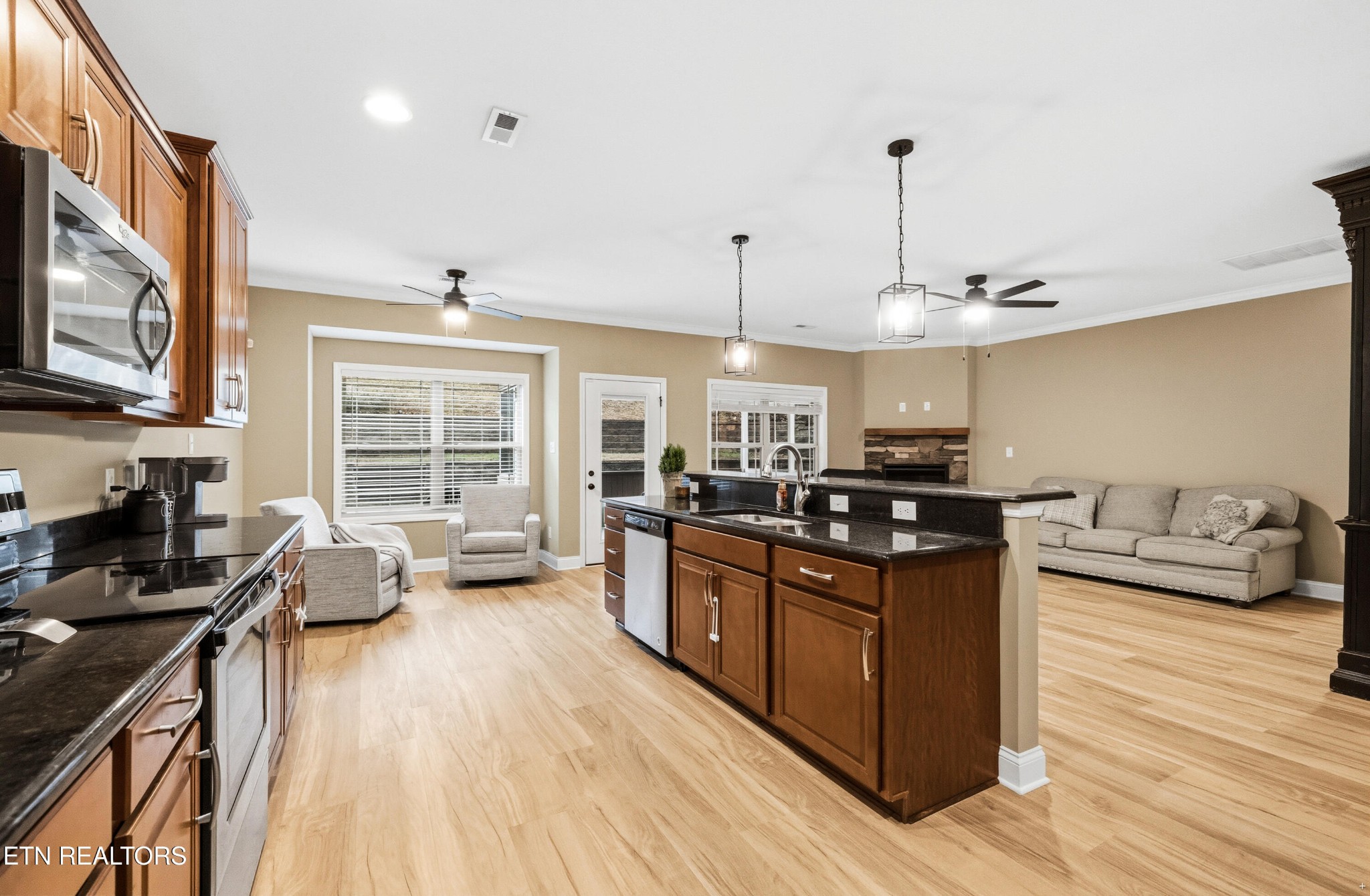 1230 Peake Lane Knoxville TN 37922