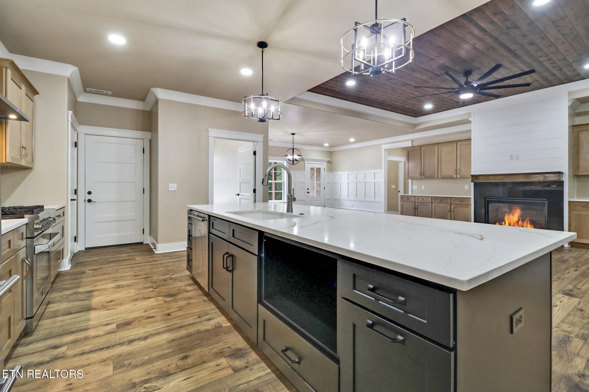 630 Lakeview Drive Crossville TN 38558
