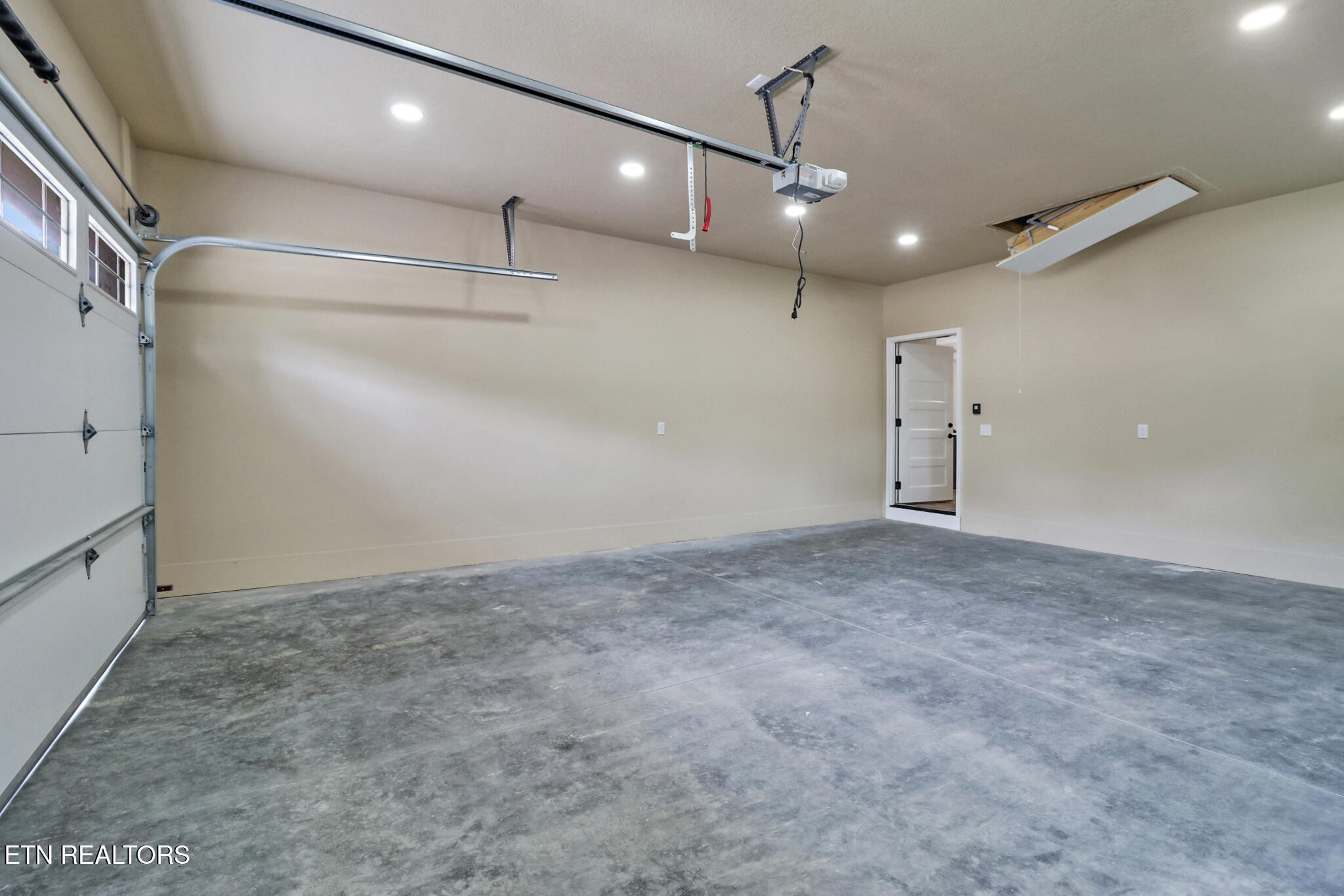 630 Lakeview Drive Crossville TN 38558