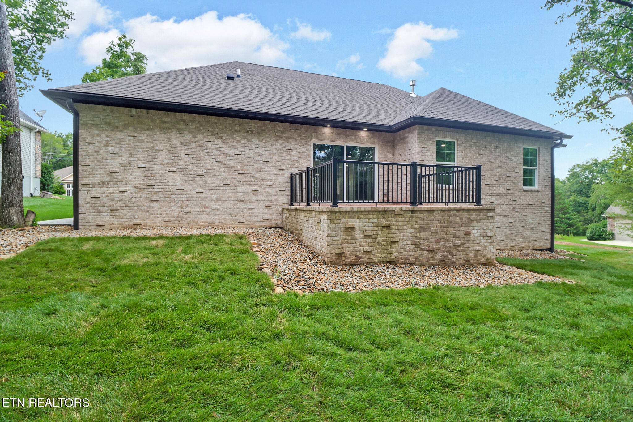 630 Lakeview Drive Crossville TN 38558