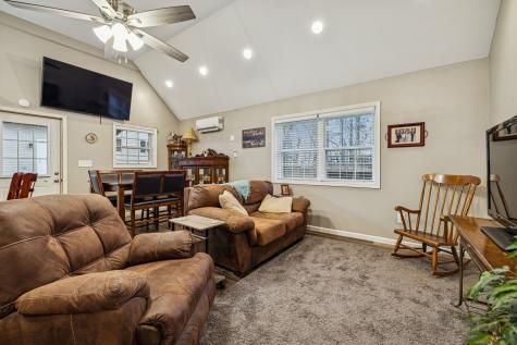7697 Bethany Church Road Orlinda TN 37141