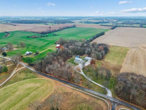 7697 Bethany Church Road Orlinda TN 37141