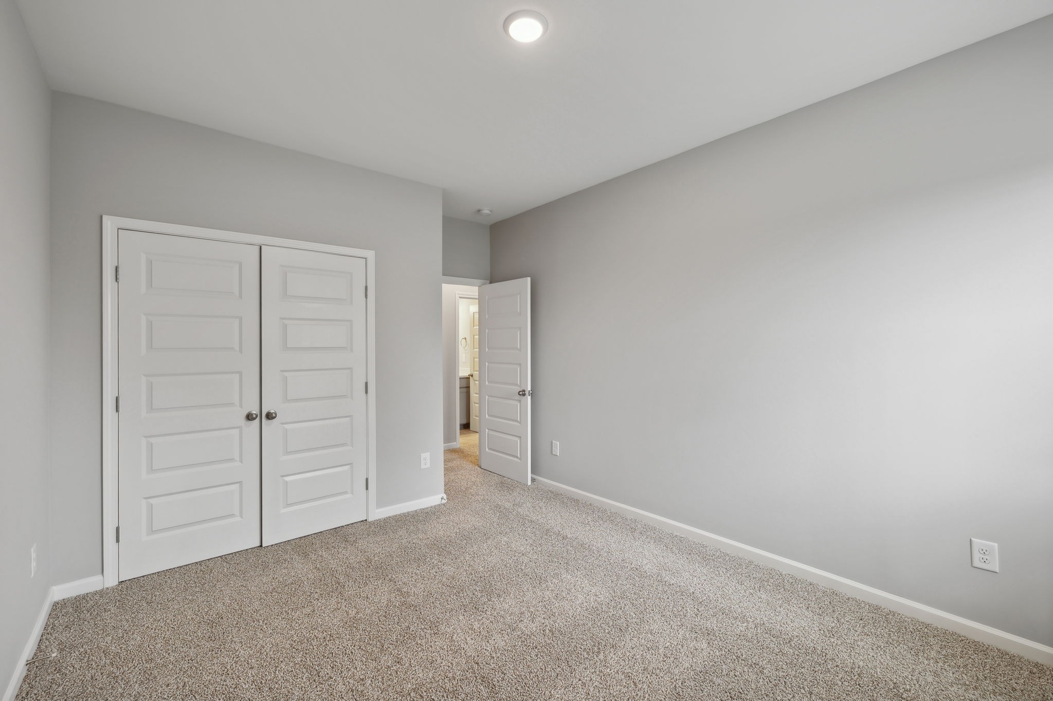 327 Carver Connection Lebanon TN 37087