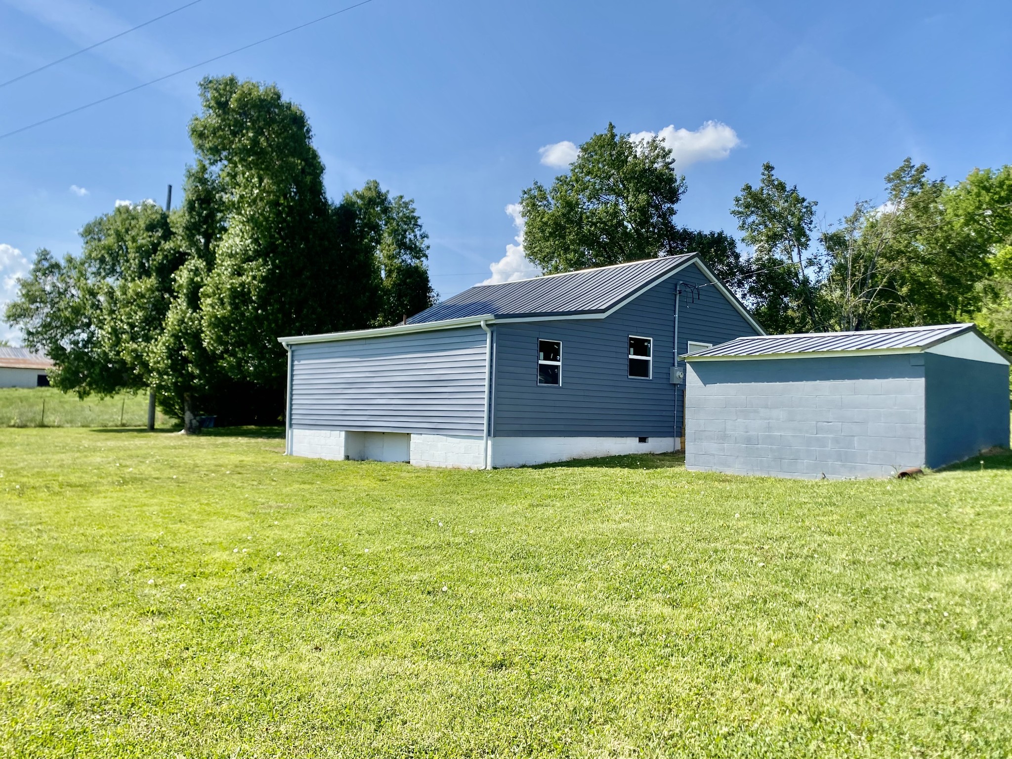2471 Smartt Station Road Morrison TN 37357