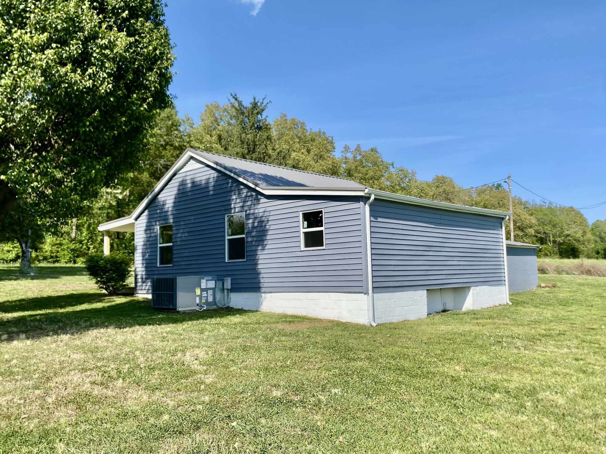 2471 Smartt Station Road Morrison TN 37357