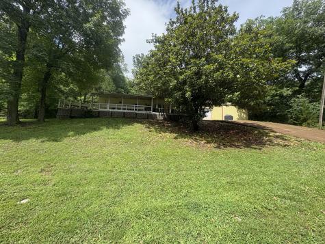 224 Peters Landing Road Clifton TN 38425