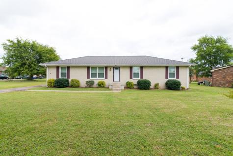 110 Ten Throw Drive Lebanon TN 37087