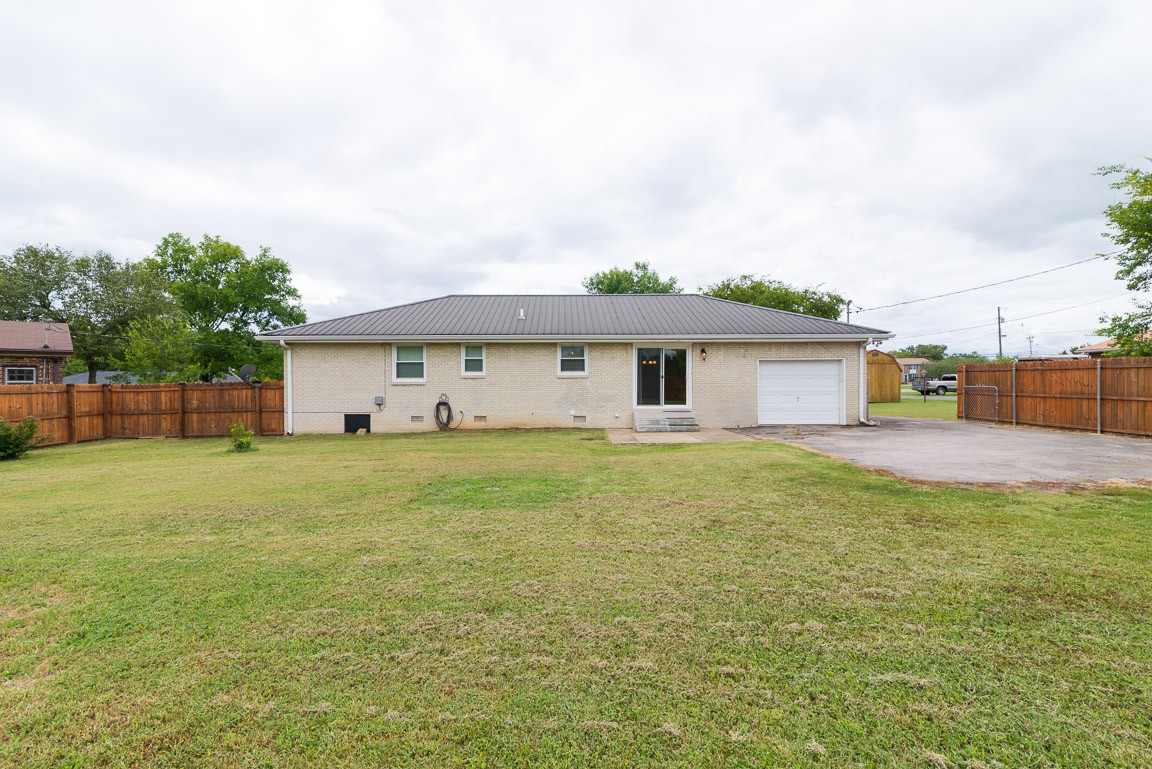 110 Ten Throw Drive Lebanon TN 37087