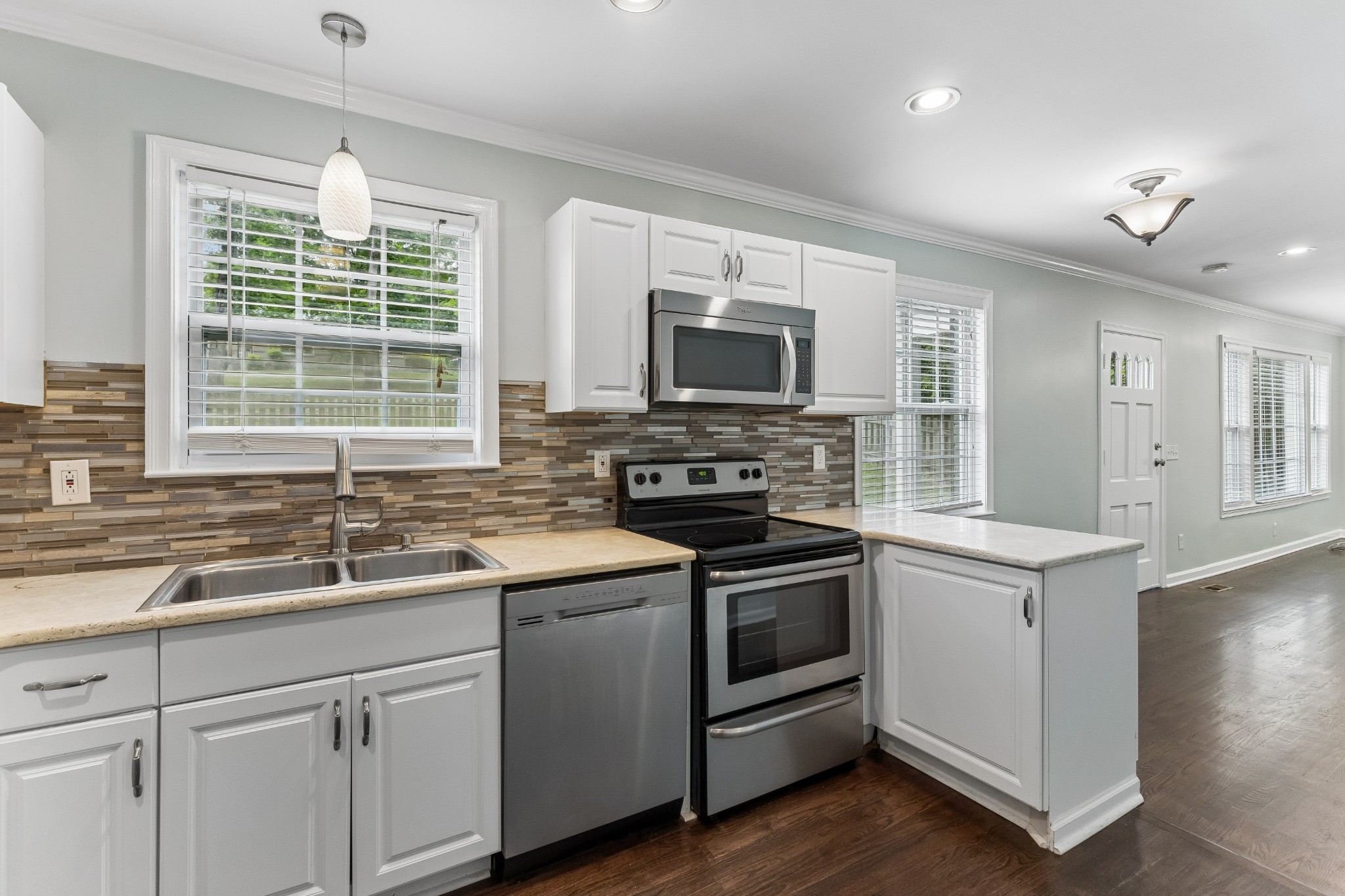 2311 Mcgavock Pike Nashville TN 37216