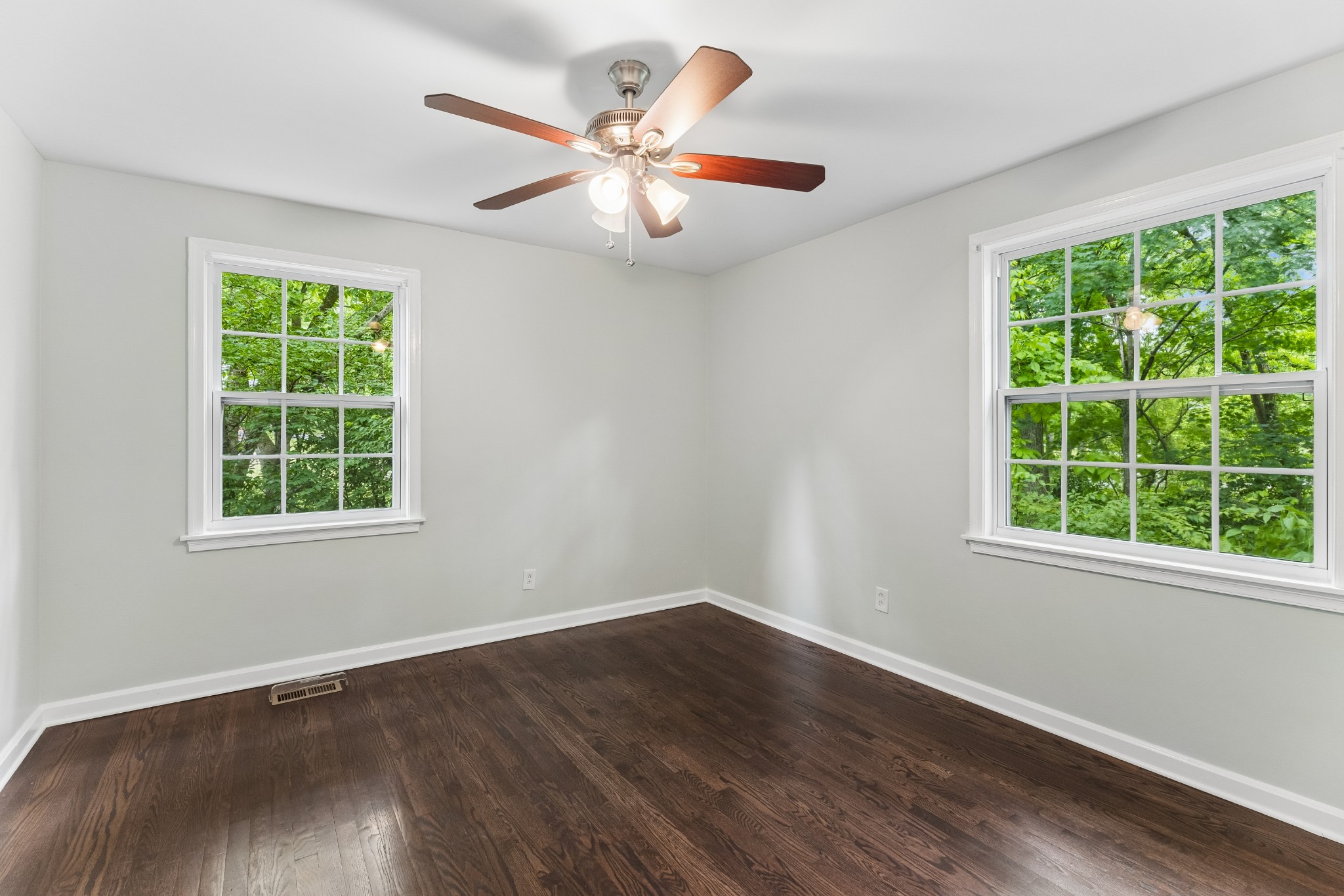 2311 Mcgavock Pike Nashville TN 37216