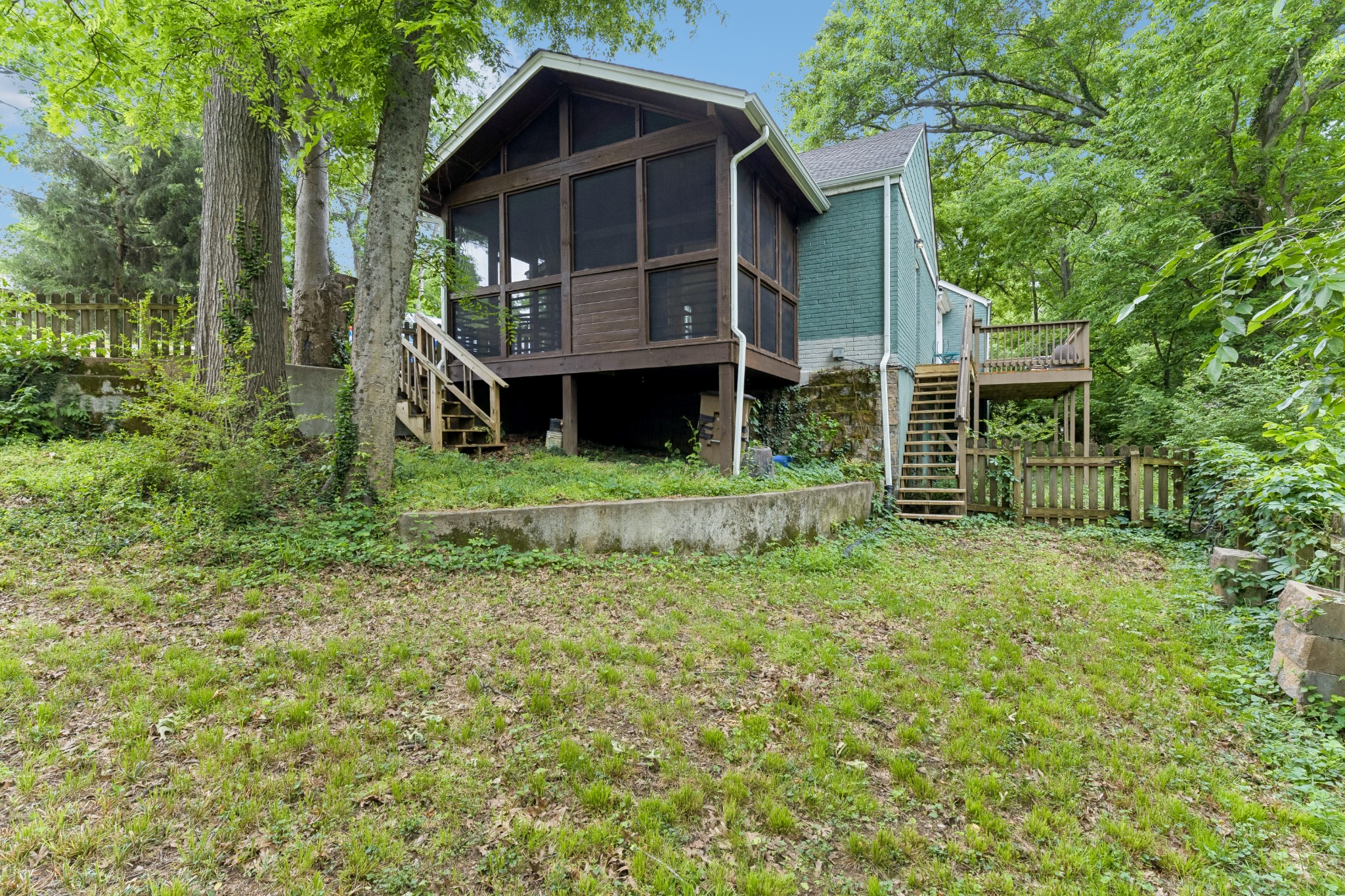 2311 Mcgavock Pike Nashville TN 37216