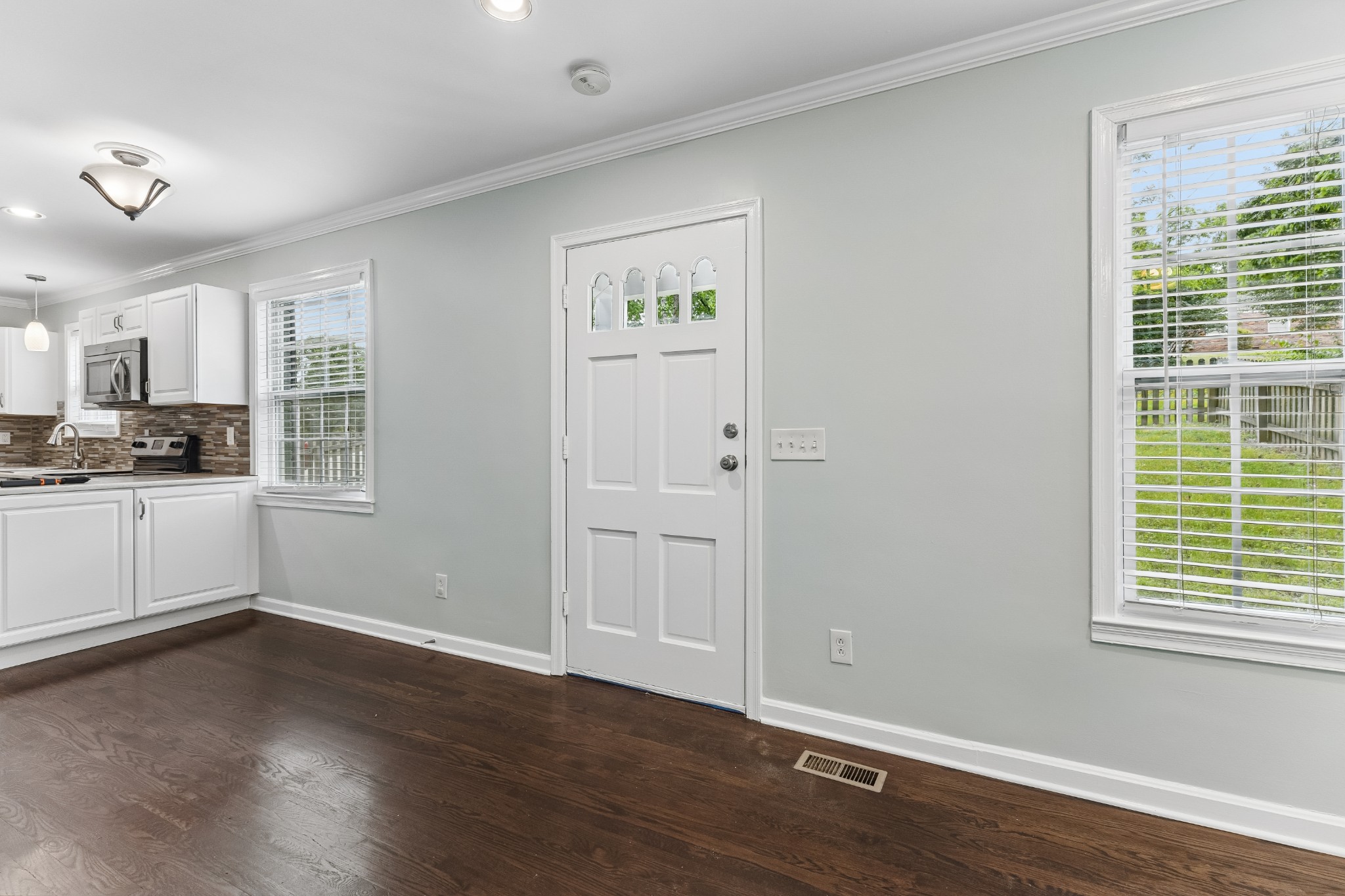 2311 Mcgavock Pike Nashville TN 37216