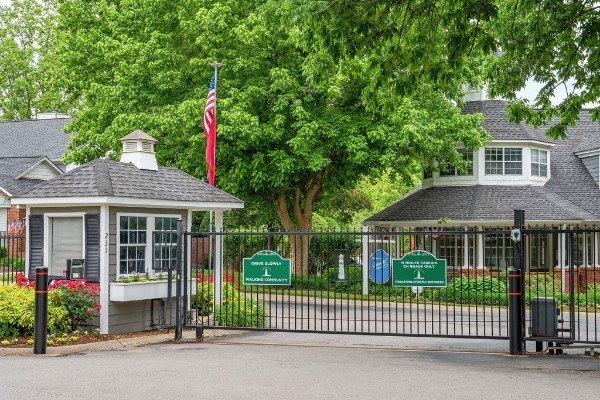 231 Green Harbor Road Old Hickory TN 37138