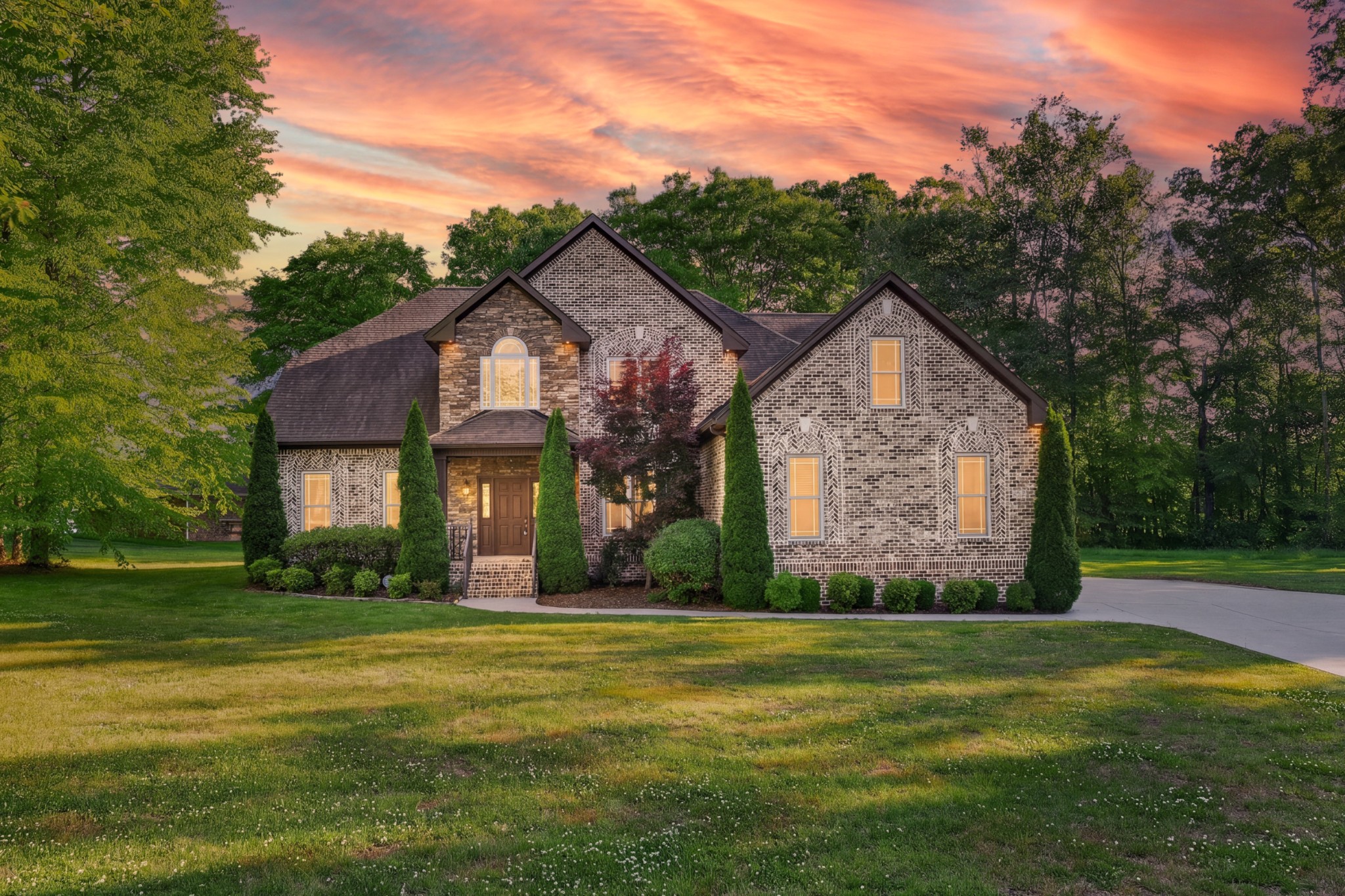 2 Knotting Hill Drive Fayetteville TN 37334