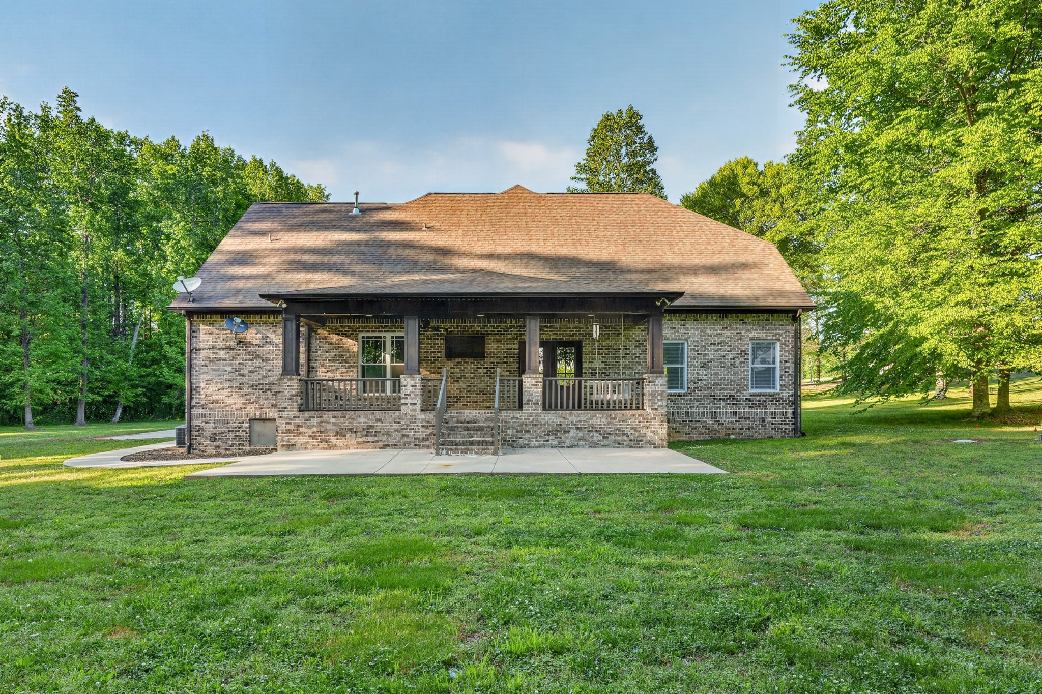 2 Knotting Hill Drive Fayetteville TN 37334