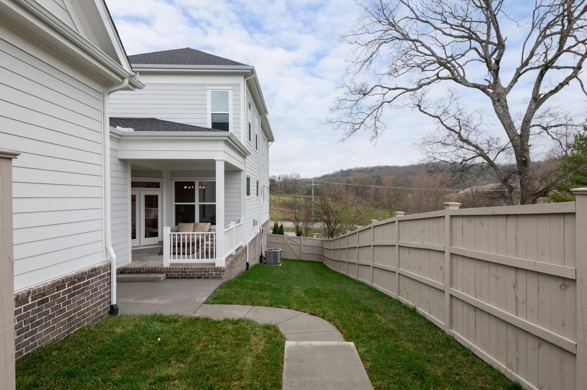 2115 Hollydale Alley Franklin TN 37064