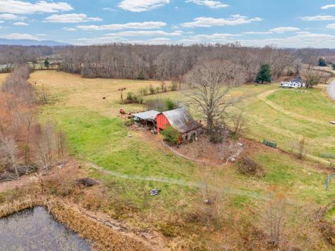 1295 Three Island Road Walling TN 38587