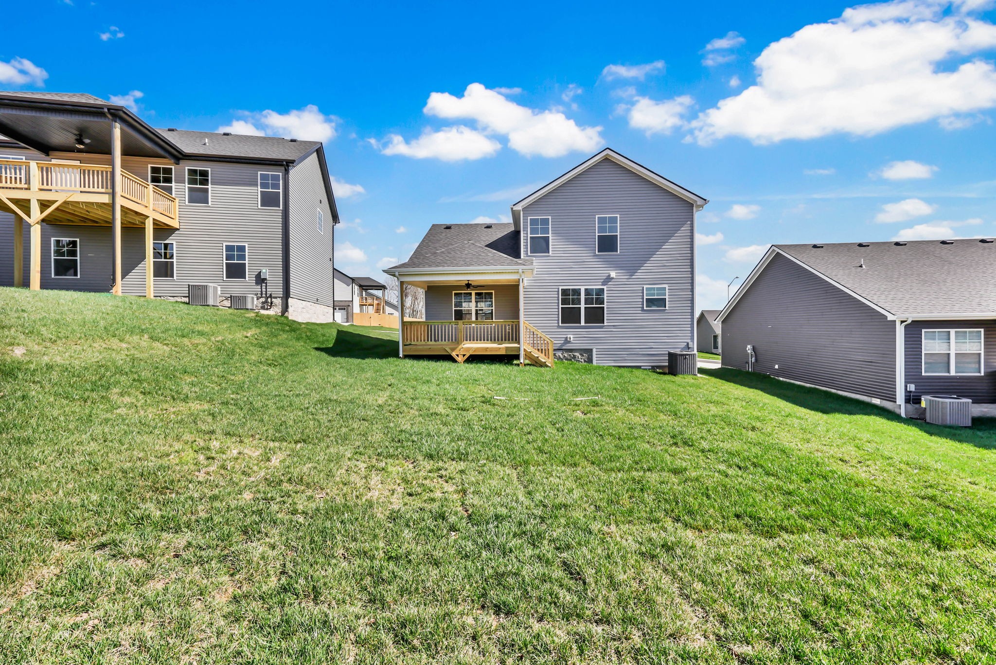 304 Cardinal Creek Clarksville TN 37040