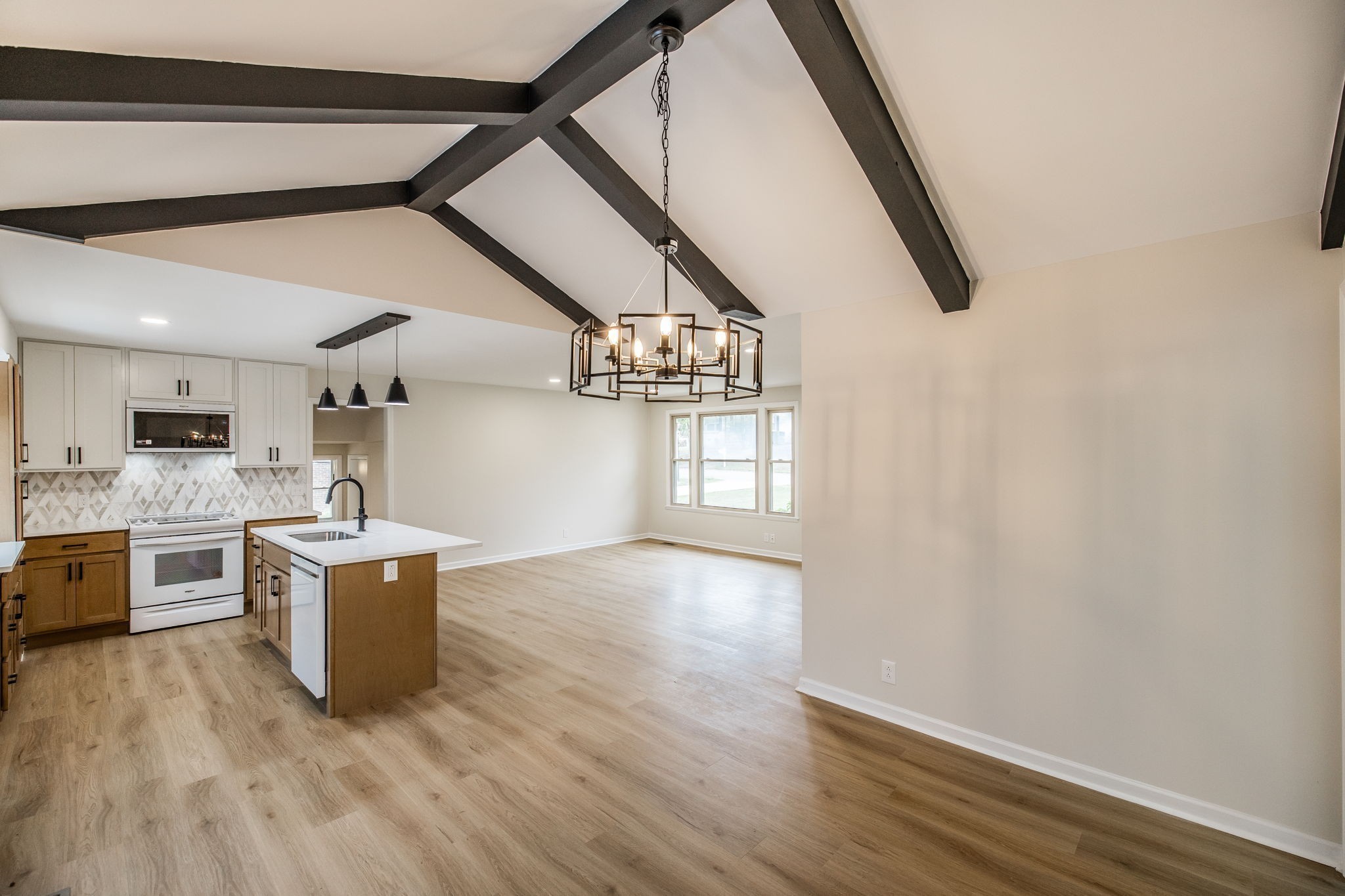 318 Donna Drive Hendersonville TN 37075