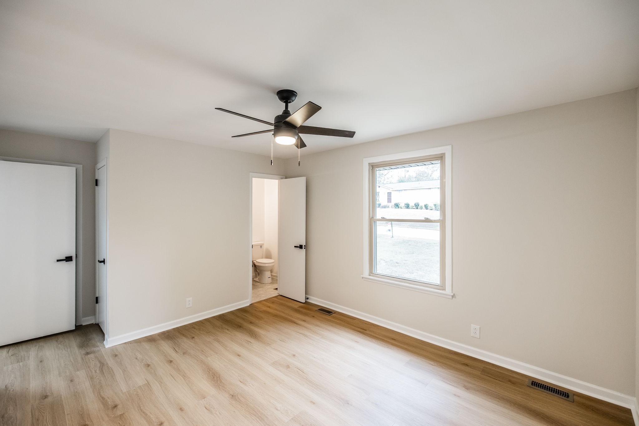 318 Donna Drive Hendersonville TN 37075