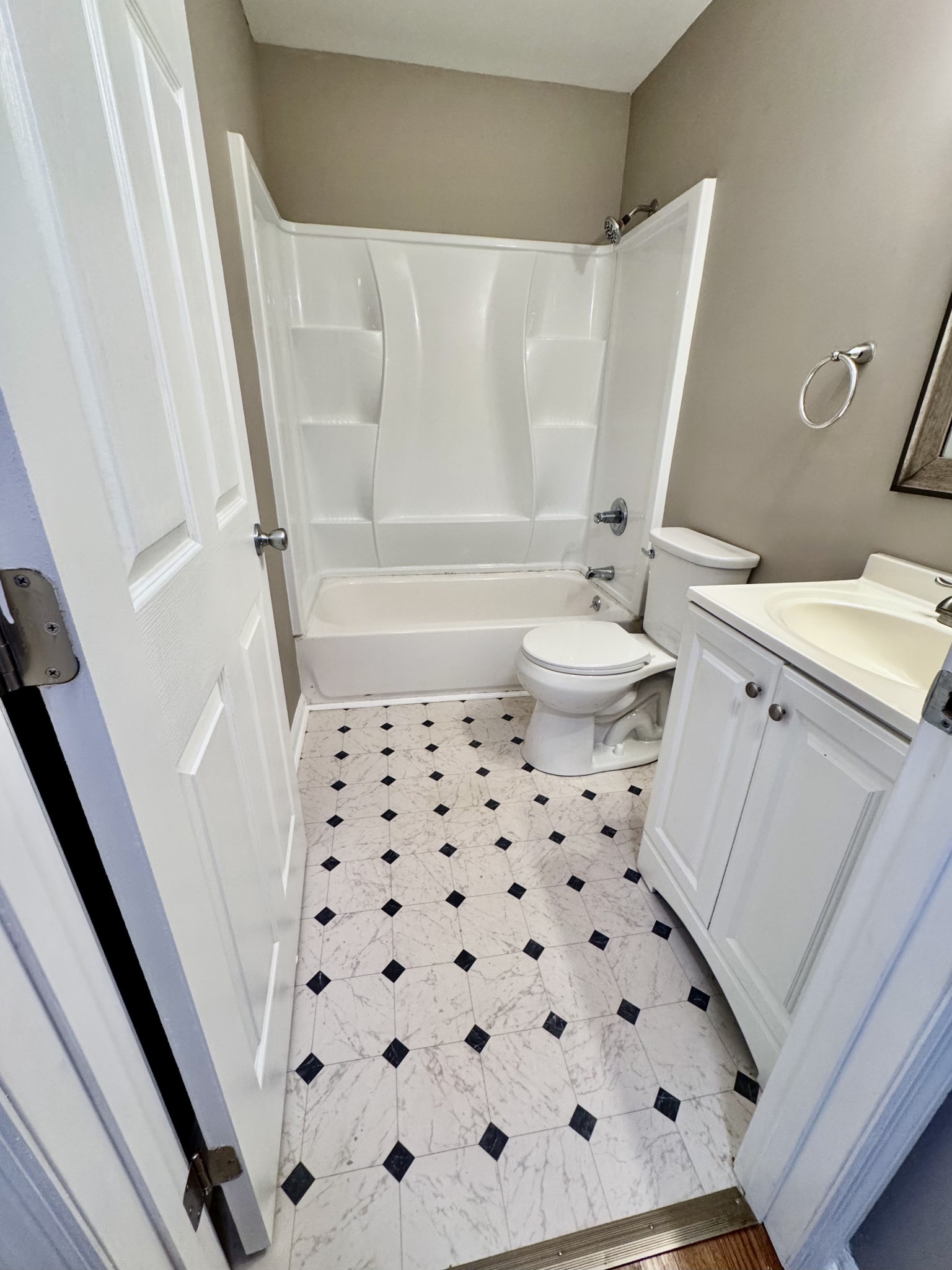 4008 Hutson Avenue Nashville TN 37216