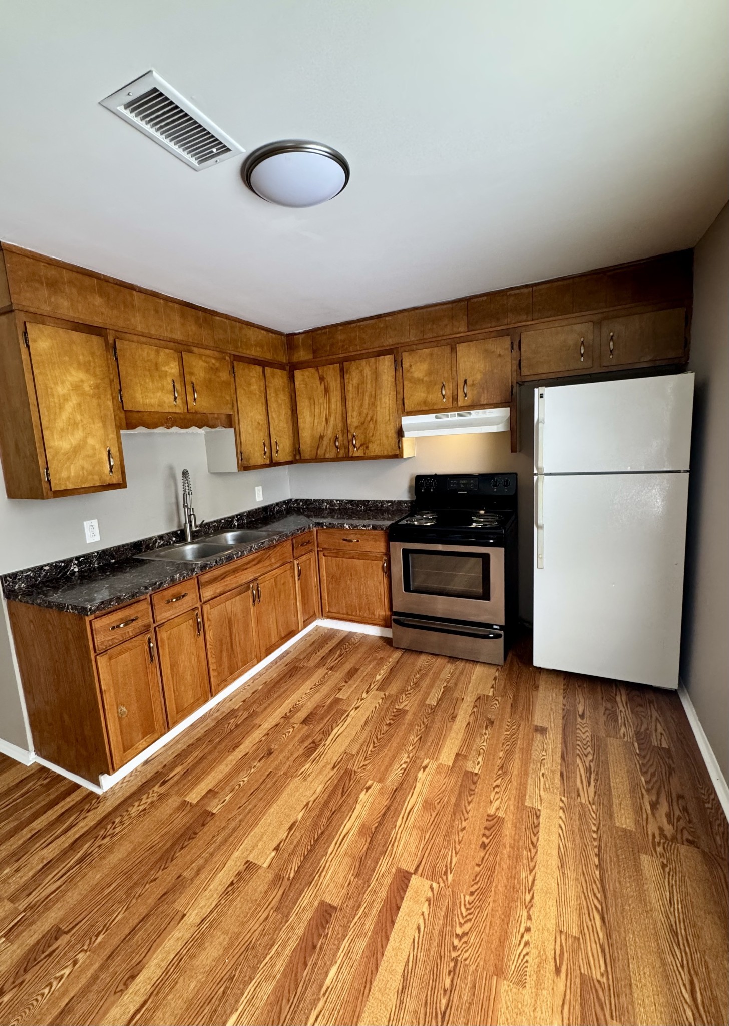 4008 Hutson Avenue Nashville TN 37216