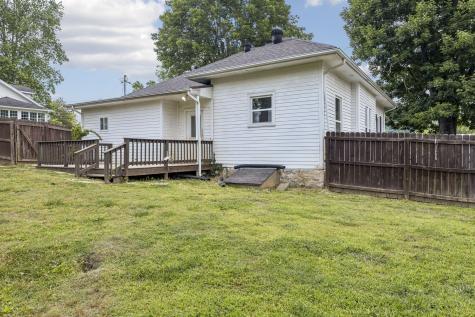 204 Jefferson Ave, E Carthage TN 37030