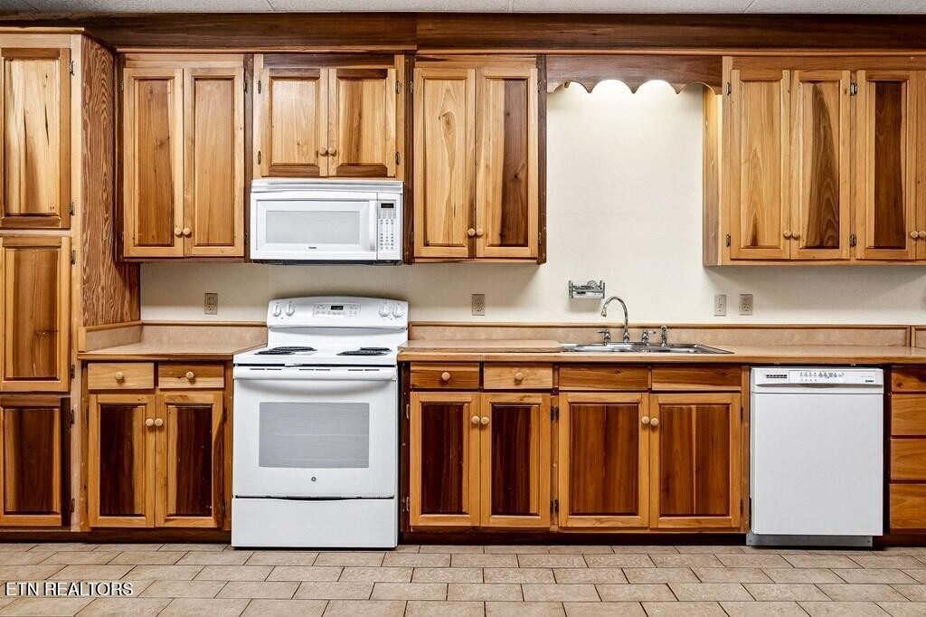 6211 Rocky Point Road Cookeville TN 38506